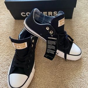 Converse New in Box Madison Low Tops Black/White/Gold women’s size 7